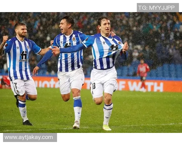 足球比分90vs精彩对决分析及未来赛事预测全解析 足球比分90vs精彩对决分析及未来赛事预测全解析